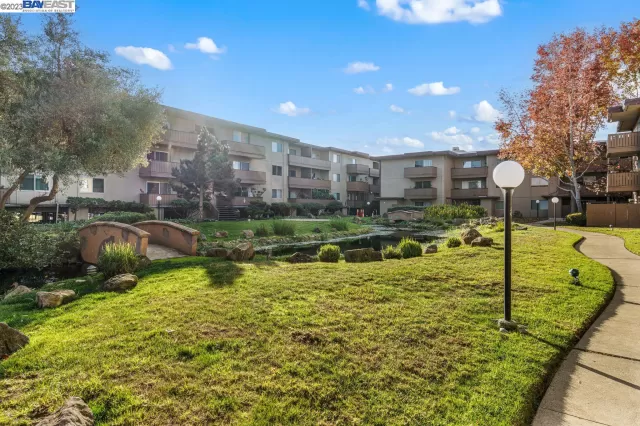 MLS: 41045806 Condo For Sale