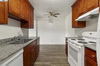 Photo #2: 41045820 Listing