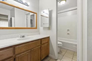 Photo #5: 41045820 Listing
