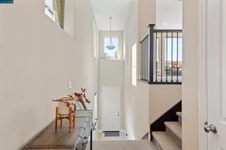 Photo #2: 41045830 Listing