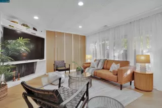 Photo #5: 41045924 Listing