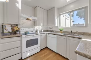 Photo #1: 41045950 Listing