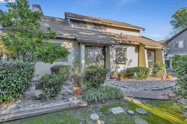 MLS: 41045965 Condo For Sale