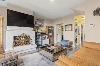 Photo #2: 41046057 Listing 