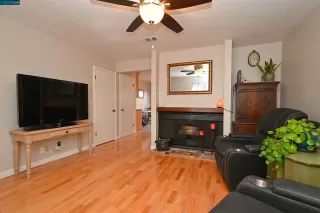 Photo #3: 41046060 Listing