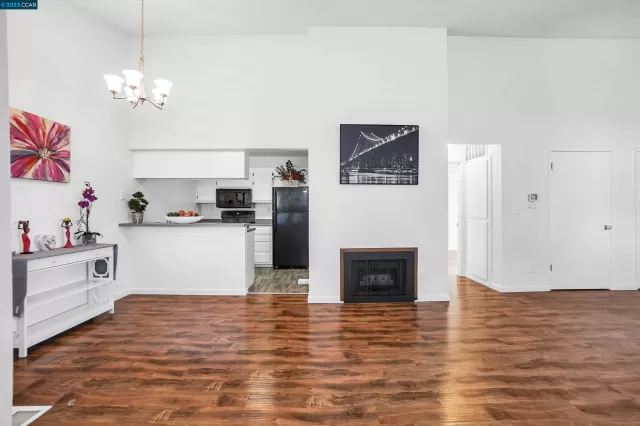 MLS: 41046073 Condo For Sale