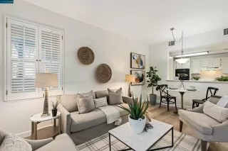 Photo #2: 41046120 Listing