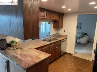 Photo #5: 41046303 Listing