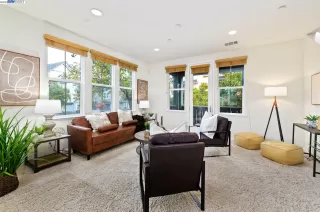 Photo #1: 41046326 Listing 