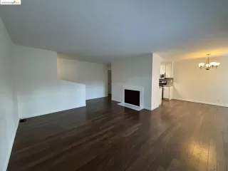 Photo #2: 41046425 Listing