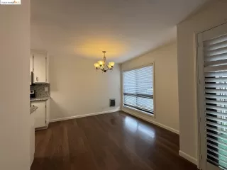 Photo #5: 41046425 Listing