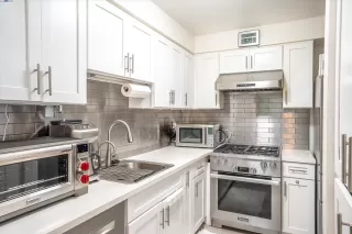 Photo #6: 41046539 Listing