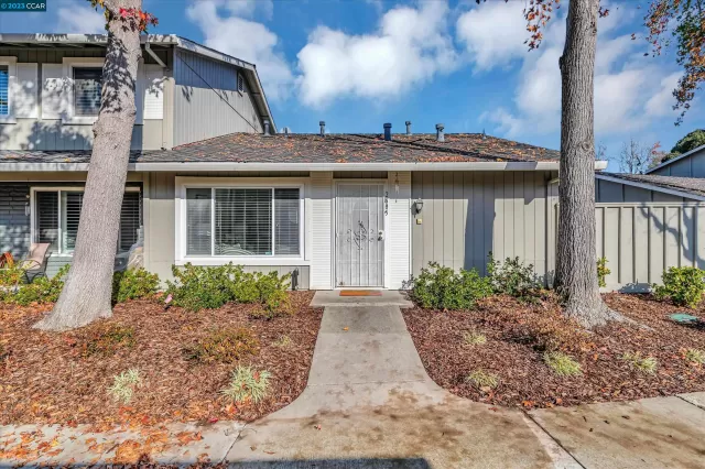 MLS: 41046605 Condo For Sale