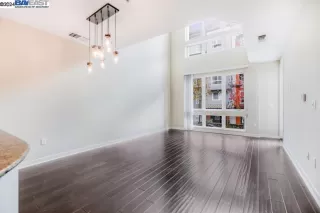 Photo #2: 41046636 Listing