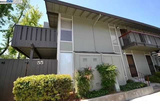 MLS: 41046717 Condo For Sale