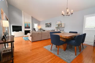 Photo #5: 41046733 Listing