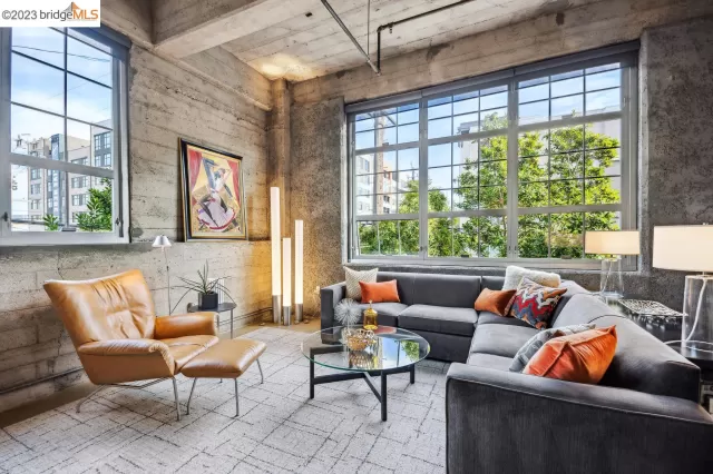 MLS: 41046751 Condo For Sale