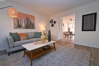 Photo #5: 41046766 Listing