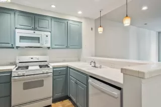 Photo #2: 41046767 Listing
