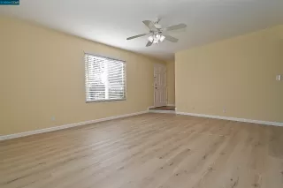 Photo #2: 41046769 Listing