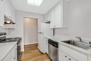 Photo #3: 41046773 Listing