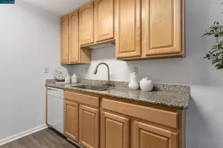 Photo #5: 41046822 Listing