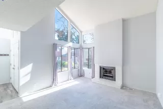 Photo #2: 41046902 Listing