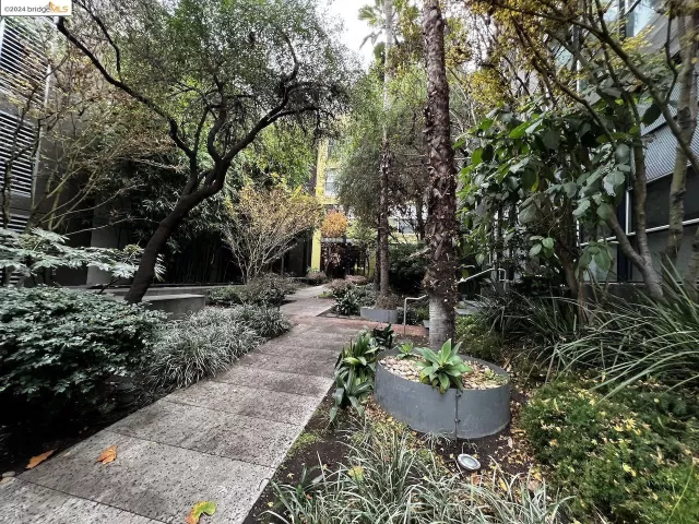 MLS: 41046986 Condo For Sale