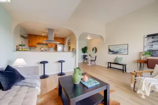 Photo #3: 41046995 Listing 