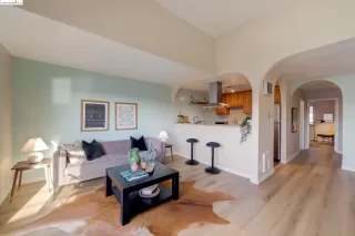 Photo #5: 41046995 Listing 