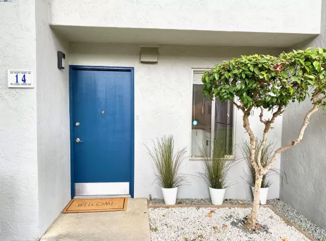 MLS: 41046997 Condo For Sale