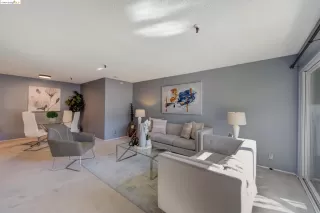 Photo #2: 41047049 Listing