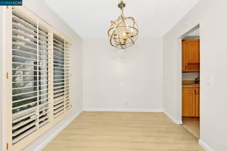 Photo #5: 41047081 Listing 