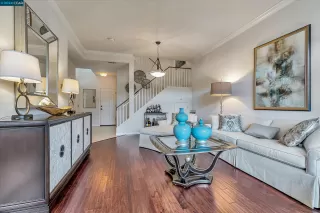 Photo #3: 41047087 Listing