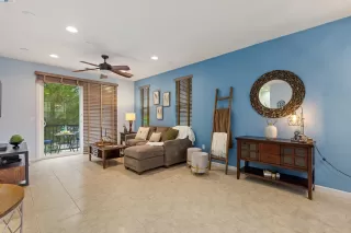 Photo #6: 41047100 Listing