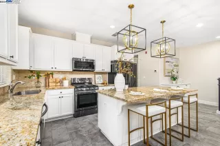 Photo #4: 41047101 Listing 