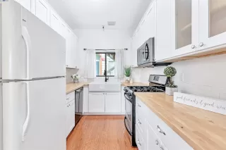 Photo #5: 41047192 Listing