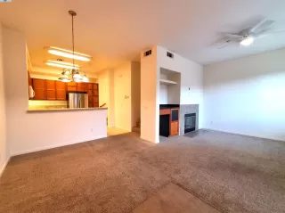 Photo #4: 41047196 Listing 