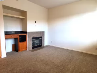 Photo #6: 41047196 Listing 