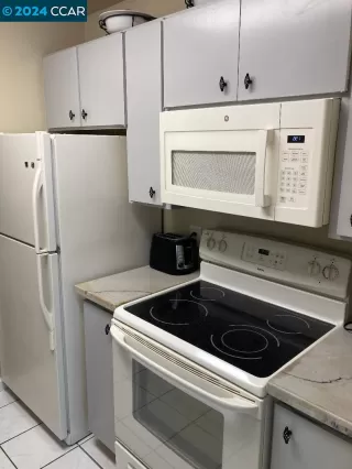 Photo #2: 41047345 Listing 