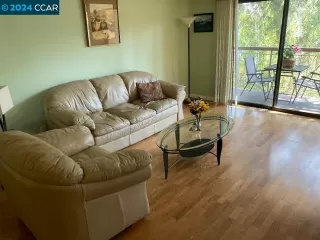 Photo #6: 41047345 Listing 