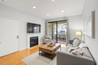 Photo #6: 41047383 Listing