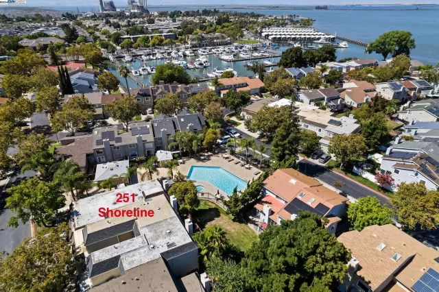 MLS: 41047392 Condo For Sale