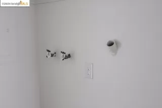 Photo #5: 41047416 Listing