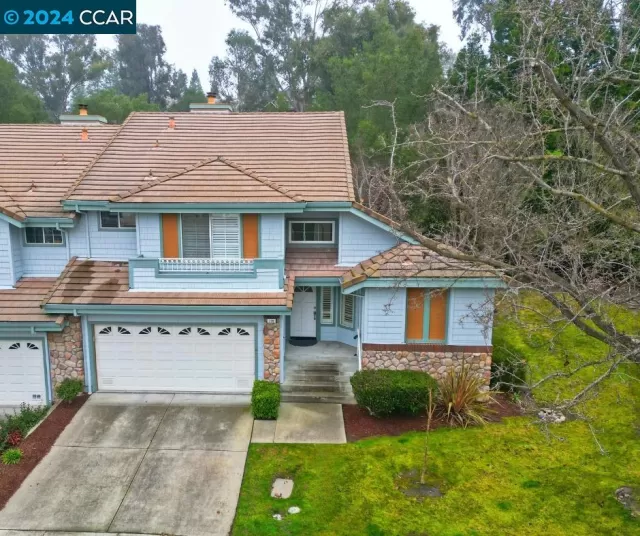 MLS: 41047417 Condo For Sale