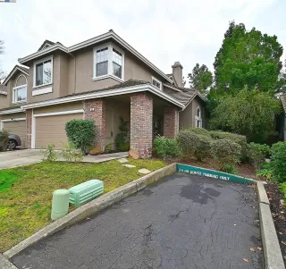 Photo #2: 41047459 Listing