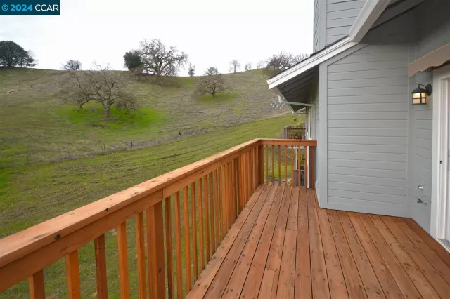 MLS: 41047491 Condo For Sale