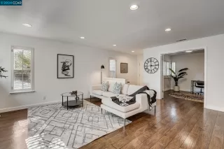 Photo #3: 41047512 Listing 