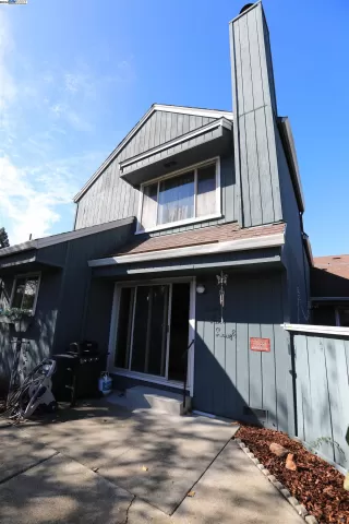 Photo #1: 41047625 Listing 