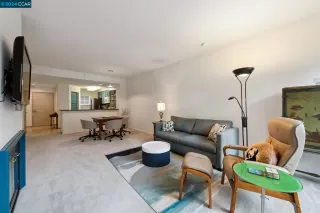 Photo #2: 41047727 Listing 